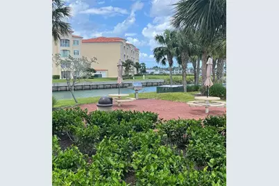 19  Harbour Isle Drive W, Unit #106, Fort Pierce, FL 34949 - Photo 18