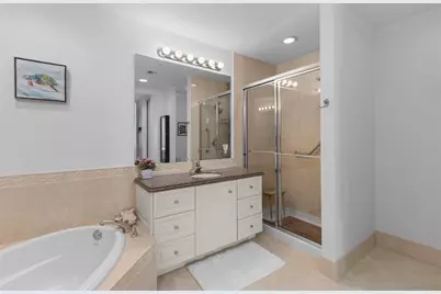 9  Harbour Isle Dr, Unit #102, Fort Pierce, FL 34949 - Photo 20