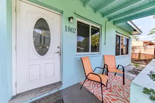 1802 Lauderdale Manor Dr, Fort Lauderdale, FL 33311 - Photo 4