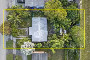 1802 Lauderdale Manor Dr, Fort Lauderdale, FL 33311 - Photo 2