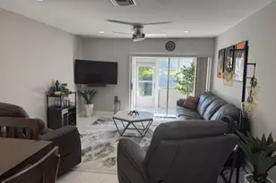 2687 Emory Dr E, West Palm Beach, FL 33415 - Photo 10