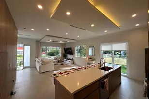 2109 SW 18th Ave, Fort Lauderdale, FL 33315 - Photo 2