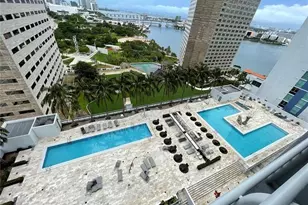 325 S Biscayne Blvd, Miami, FL 33131 - Photo 24