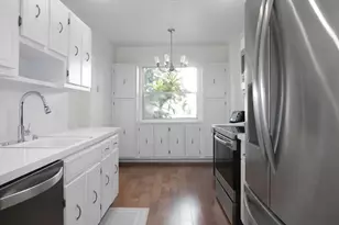 3800 Hillcrest Dr, Hollywood, FL 33021 - Photo 4