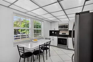 808 Cypress Blvd, Pompano Beach, FL 33069 - Photo 12