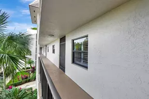 9220 SW 14th St, Boca Raton, FL 33428 - Photo 4