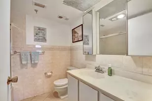 9220 SW 14th St, Boca Raton, FL 33428 - Photo 14