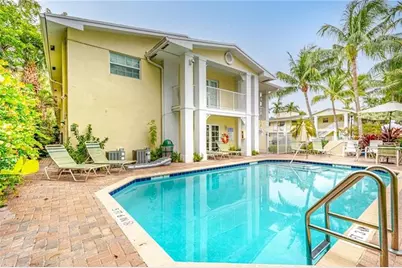 2660 NE 8th Ave, Unit #211, Wilton Manors, FL 33334 - Photo 24