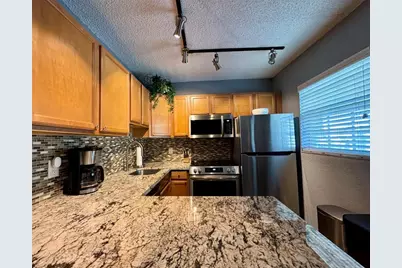 2660 NE 8th Ave, Unit #211, Wilton Manors, FL 33334 - Photo 6