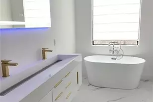 254 SW 12th St, Dania Beach, FL 33004 - Photo 14