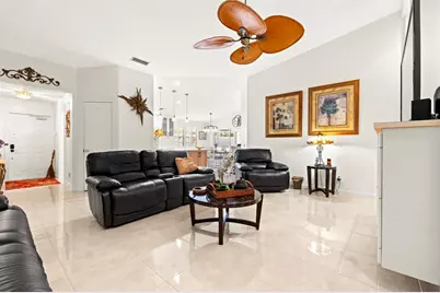 7820 Pine Island Way, West Palm Beach, FL 33411 - Photo 10