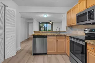 5681 Riverside Dr, Coral Springs, FL 33067 - Photo 10