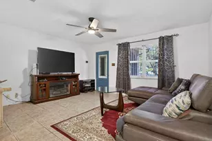 910 NW 49th Ct, Deerfield Beach, FL 33064 - Photo 12