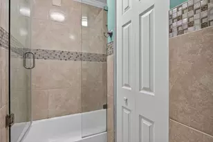 910 NW 49th Ct, Deerfield Beach, FL 33064 - Photo 20