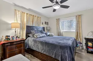 910 NW 49th Ct, Deerfield Beach, FL 33064 - Photo 28