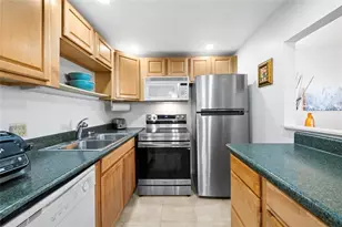 1111 Cambridge E, Deerfield Beach, FL 33442 - Photo 14