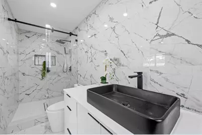 2185  Imperial Point Dr, Fort Lauderdale, FL 33308 - Photo 12