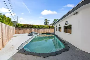 2185 Imperial Point Dr, Fort Lauderdale, FL 33308 - Photo 20