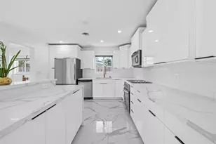 2185 Imperial Point Dr, Fort Lauderdale, FL 33308 - Photo 6