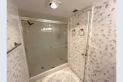 9501  Seagrape Dr, Unit #305, Davie, FL 33324 - Photo 20