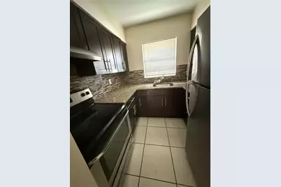 241 SE Park St, Unit #1, Dania Beach, FL 33004 - Photo 4