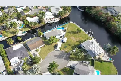 2630  Tortugas Ln, Fort Lauderdale, FL 33312 - Photo 2