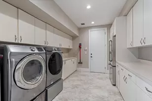 11382 Redberry Dr, Davie, FL 33330 - Photo 42