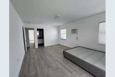 7910  Abbott Ave, Unit #6, Miami Beach, FL 33141 - Photo 6