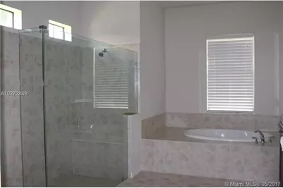 3425  Siena Cir, Wellington, FL 33414 - Photo 32