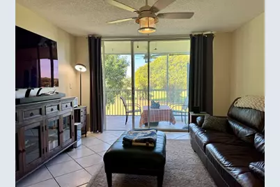 2601 S Course Dr, Unit #305, Pompano Beach, FL 33069 - Photo 10