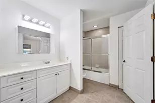 1743 NE 4th Ave, Fort Lauderdale, FL 33305 - Photo 30