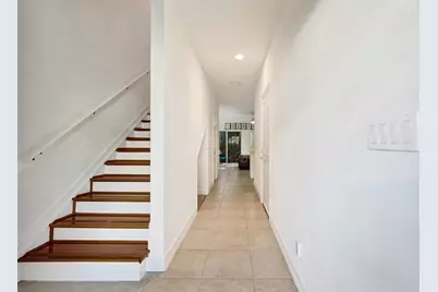 1743 NE 4th Ave, Fort Lauderdale, FL 33305 - Photo 4