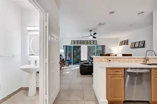 1743 NE 4th Ave, Fort Lauderdale, FL 33305 - Photo 6