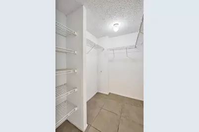 9430  Poinciana Pl, Unit #415, Davie, FL 33324 - Photo 20