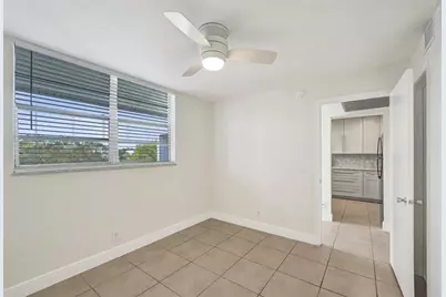 9430  Poinciana Pl, Unit #415, Davie, FL 33324 - Photo 26