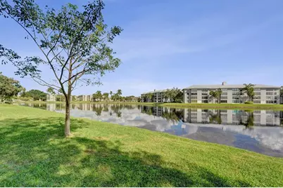 9430  Poinciana Pl, Unit #415, Davie, FL 33324 - Photo 32