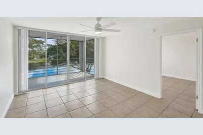 9430  Poinciana Pl, Unit #415, Davie, FL 33324 - Photo 12