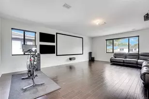 10595 S Lago Vista Cir, Parkland, FL 33076 - Photo 28