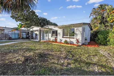 621  SE 1st St., Hialeah, FL 33010 - Photo 2