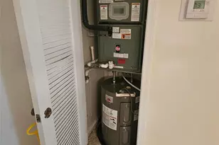 959 SE 2nd Ave, Deerfield Beach, FL 33441 - Photo 6