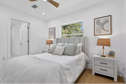 631  Curtiss Pkwy, Miami Springs, FL 33166 - Photo 20