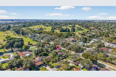 631  Curtiss Pkwy, Miami Springs, FL 33166 - Photo 46