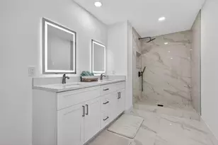 631 Curtiss Pkwy, Miami Springs, FL 33166 - Photo 22