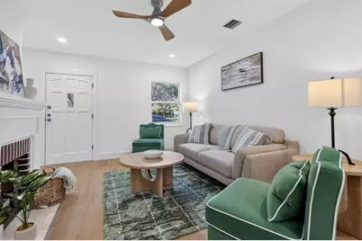 631  Curtiss Pkwy, Miami Springs, FL 33166 - Photo 8