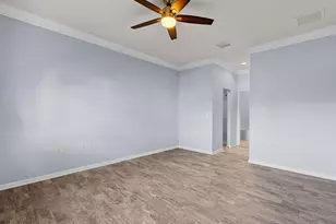 2522 Stockbridge Square SW, Vero Beach, FL 32962 - Photo 8