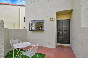 1901 Congressional Way, Deerfield Beach, FL 33442 - Photo 4