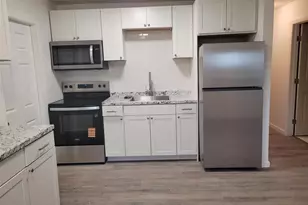 6106 Island Park Ct, Fort Myers, FL 33908 - Photo 4