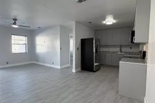 1966 NE 177, North Miami Beach, FL 33162 - Photo 4