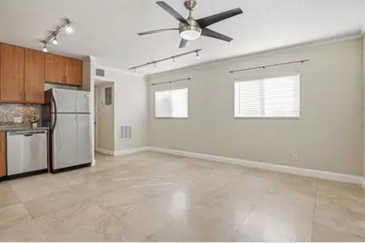 1892 NE 46th St, Unit #B4, Fort Lauderdale, FL 33308 - Photo 6