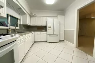 1049 Van Buren St, Hollywood, FL 33019 - Photo 2